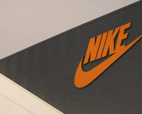 Nike Stock (NKE) Today: Analyst Targets Split Ahead of Dec. 18 Earnings as “Win ​​Now” Turnaround Faces Margin, China, and Tariff Tests