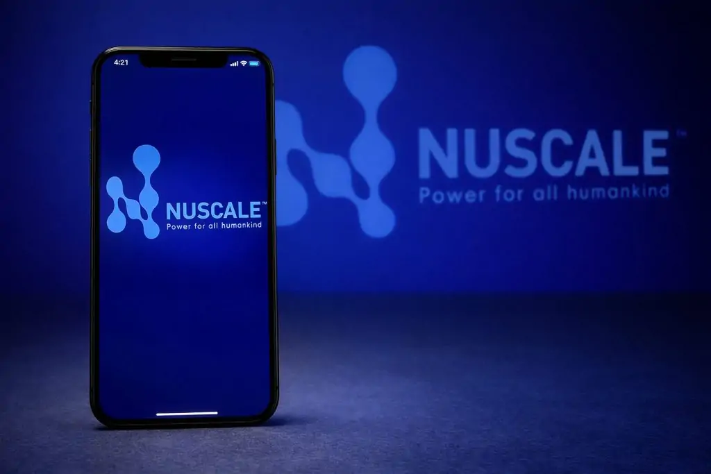 NuScale Power Stock (NYSE: SMR) Slides Into the Weekend After a Sharp Selloff — What’s Driving the Move, Latest Analyst Targets, and What to Watch Monday