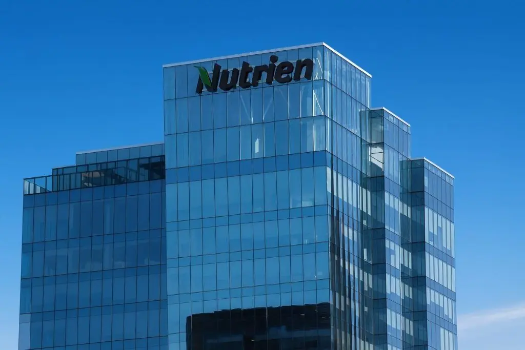 Nutrien Ltd (NTR) Stock on December 3, 2025: Q3 Earnings Beat, Rising Potash Demand and 2026 Analyst Targets
