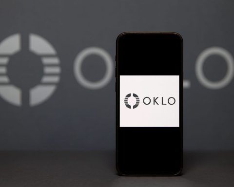 Oklo Inc. (OKLO) Stock: What to Know Before the U.S. Market Opens on Dec. 15, 2025