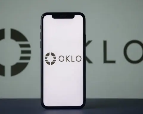 Oklo (OKLO) Stock in December 2025: Siemens Deal, DOE Breakthrough and a Nuclear-AI Roller Coaster