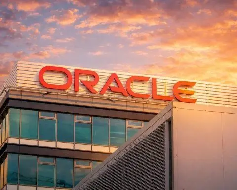 Oracle Stock (ORCL) Before the Market Opens Dec. 22, 2025: Latest News, Analyst Forecasts, and Key Risks Investors Should Watch
