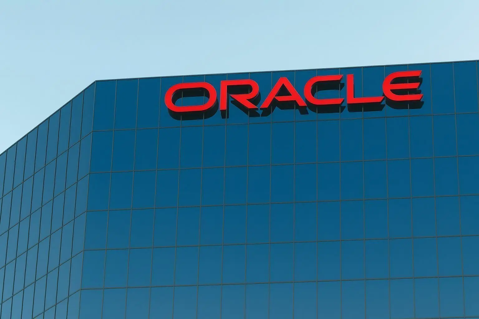 Oracle Stock (ORCL) in December 2025: AI Backlog Jitters vs. $144 Billion Cloud Dream