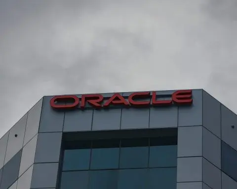 Oracle Stock (ORCL) Today: AI Backlog, Debt Jitters and Q2 FY 2026 Earnings Preview for December 9, 2025