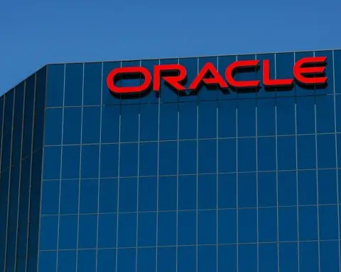 Oracle Stock Outlook December 2, 2025: AI Cloud Superstar or Overleveraged Risk Play Ahead of Q2 FY26 Earnings?