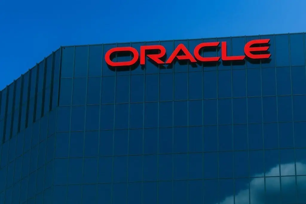 Oracle Stock Plunges After AI Spending Shock on December 11, 2025 — What to Know Before the December 12 Market Open