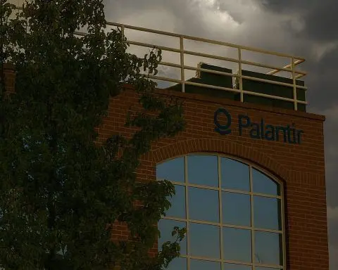 Palantir (PLTR) Stock News & Forecasts for Dec. 14, 2025: $448M Navy ShipOS, Nvidia “Chain Reaction,” and What Analysts See Next