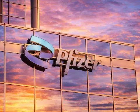 Pfizer Stock After Hours Today (Dec. 18, 2025): PFE Holds Near $25 — What to Know Before Friday’s Market Open