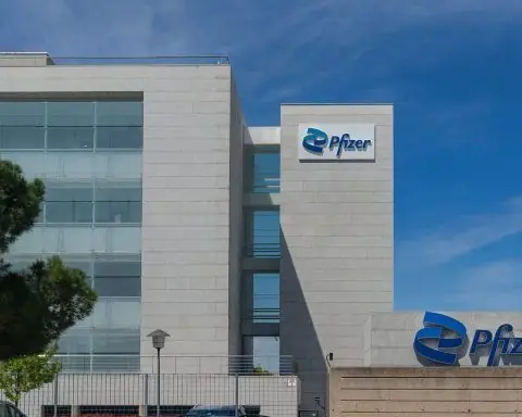 Pfizer Stock (PFE) Today – Price, Metsera Obesity Bet, RSV Vaccine Tailwinds and 2026 Forecast (3 December 2025)