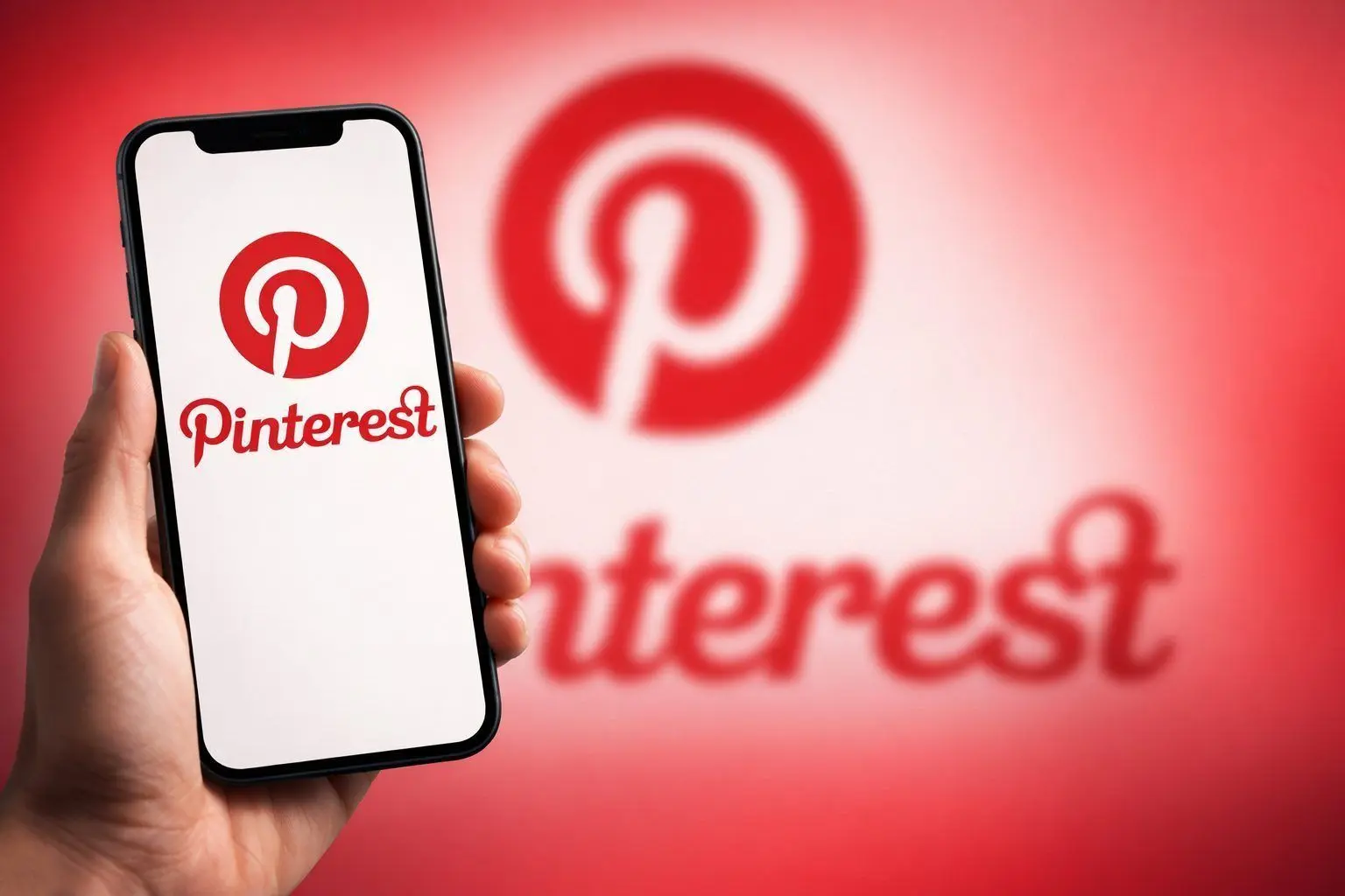 Pinterest (PINS) Stock News Today: S&P MidCap 400 Addition, tvScientific Deal, Analyst Price Targets, and the 2026 Outlook (Dec. 22, 2025)