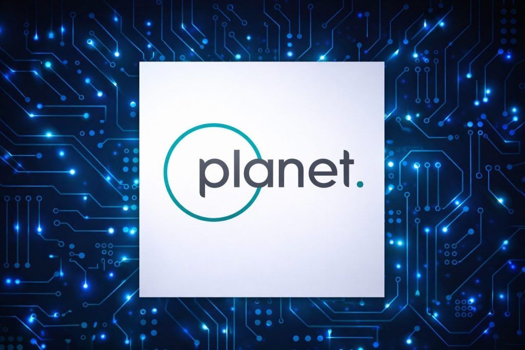 Planet Labs (PL) Stock: Why Shares Slid Into the Weekend—and What Investors Should Watch Before Monday’s Open