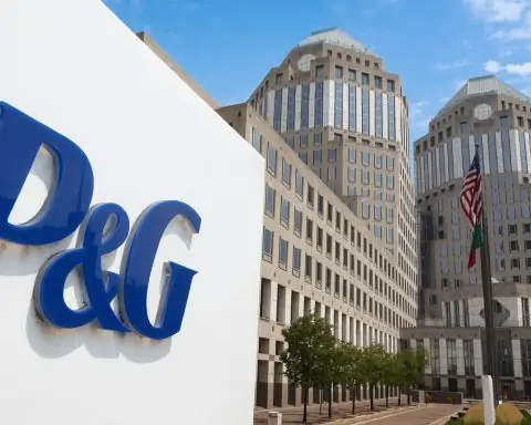 Procter & Gamble (PG) Stock Outlook: Dividend King Near Two‑Year Lows as Wall Street Weighs Tariffs, Jobs Cuts and 2026 Growth