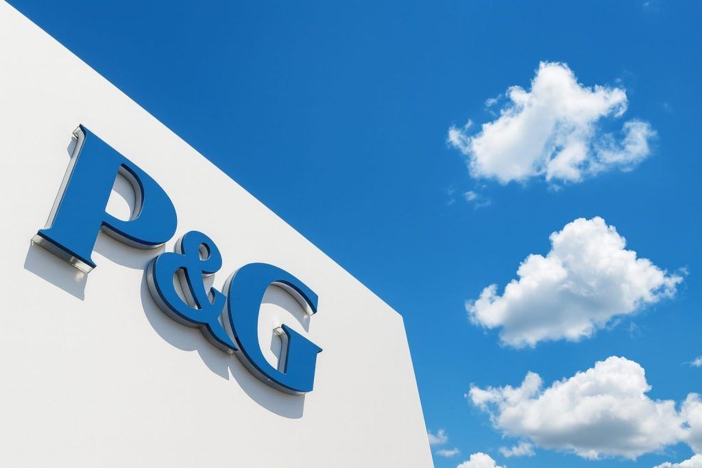 Procter & Gamble Stock (PG) Weekly Update: Rebound From a 52‑Week Low, Analyst Forecasts, and What to Watch Next Week (Updated Dec. 12, 2025)