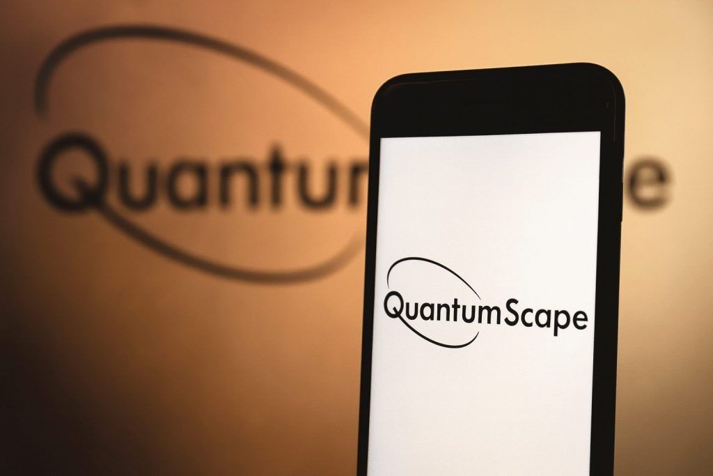 QuantumScape (QS) Stock Today: Nasdaq Listing Switch, Eagle Line Pilot Update, and Analyst Forecasts as of Dec. 15, 2025