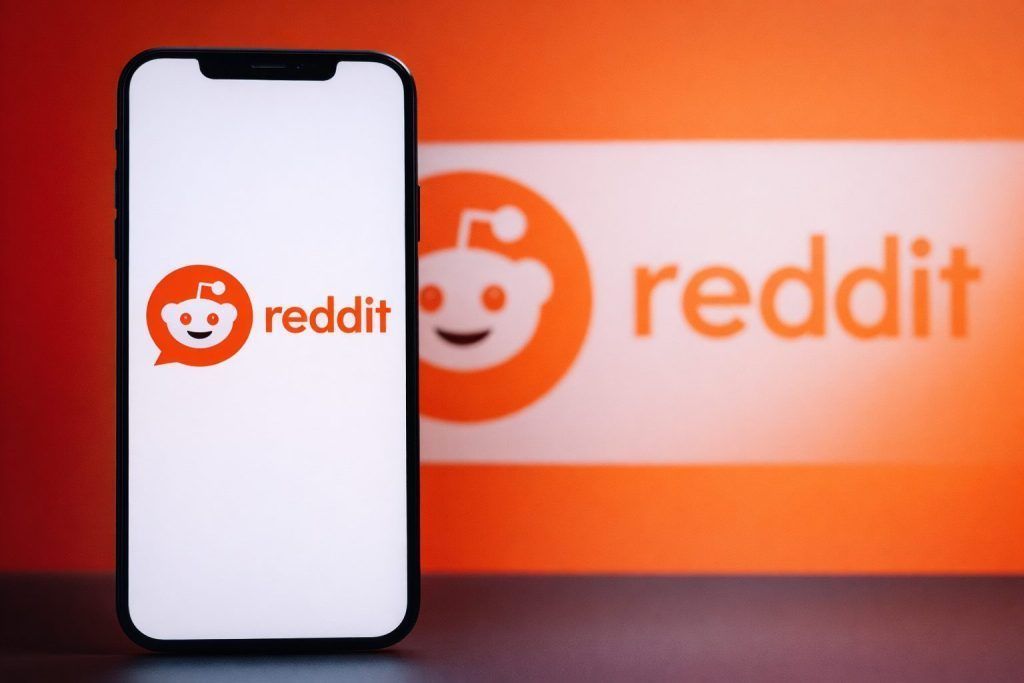 Reddit (RDDT) Stock News & Forecast (Dec. 20, 2025): Insider Sales, Analyst Targets, and the 2026 Outlook