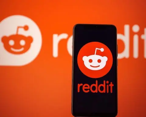 Reddit (RDDT) Stock Today – December 8, 2025: AI Data Goldmine, r/popular Shake‑Up and What Analysts Expect Next