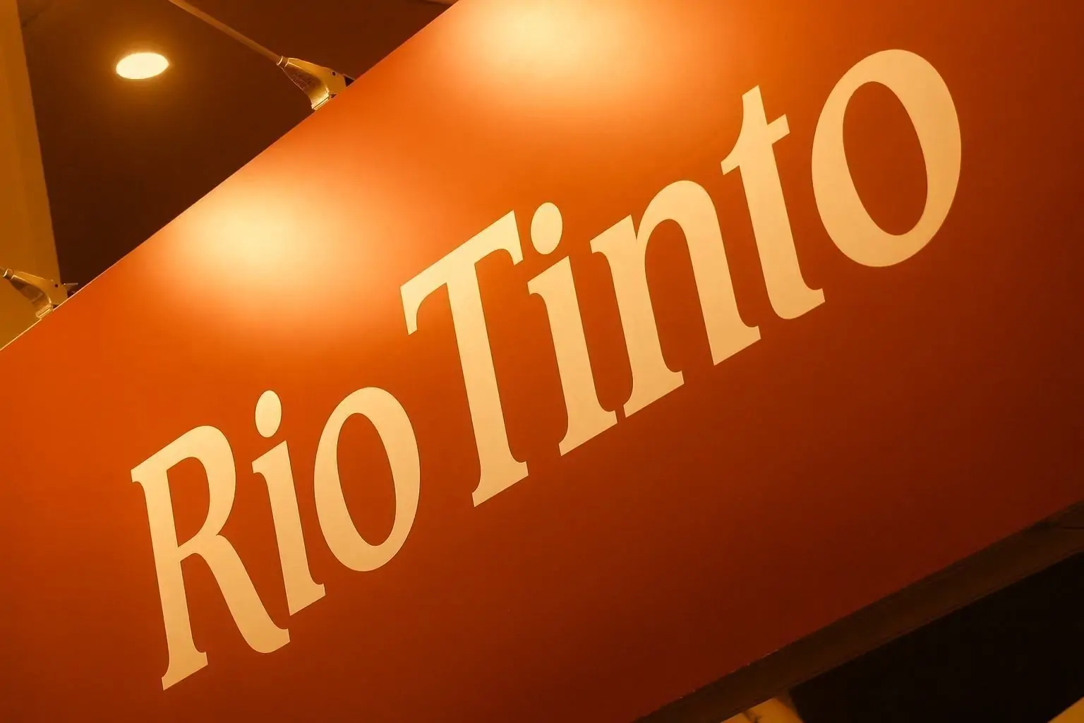 Rio Tinto plc Stock (RIO): UBS Highlights Argentina Lithium Upside as Simandou Exports Begin and a $10B Divestment Plan Takes Shape