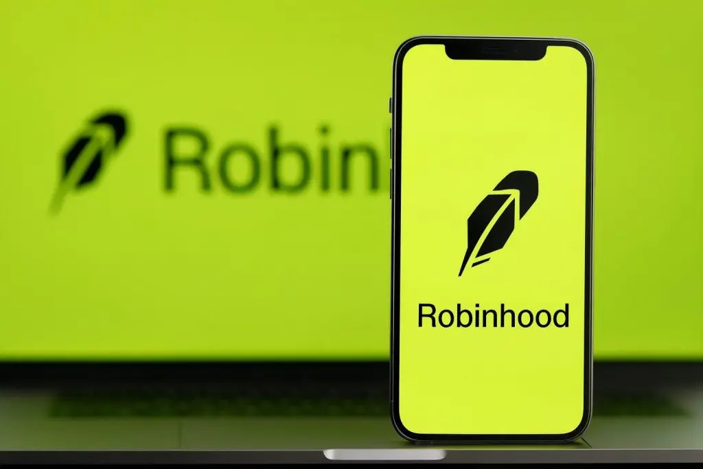 Robinhood (HOOD) After Hours: Indonesia Deal and Crypto Push Fuel Rally — What to Know Before the December 9, 2025 Open