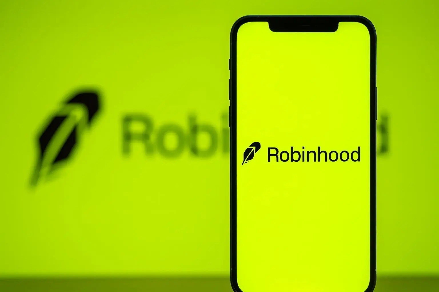 Robinhood Stock (HOOD) Jumps on Crypto Rebound: Latest News, Earnings Beat and 2026 Forecast – 4 December 2025
