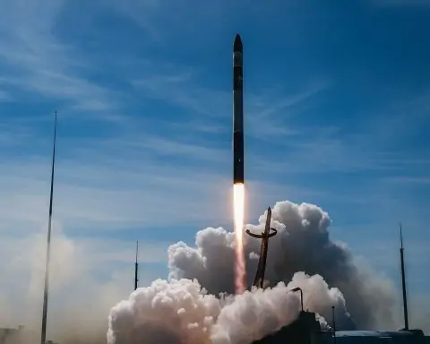 Rocket Lab (RKLB) Stock in Focus After Space Force DiskSat Launch, JAXA Tech Demo Mission, and New $805M SDA Award