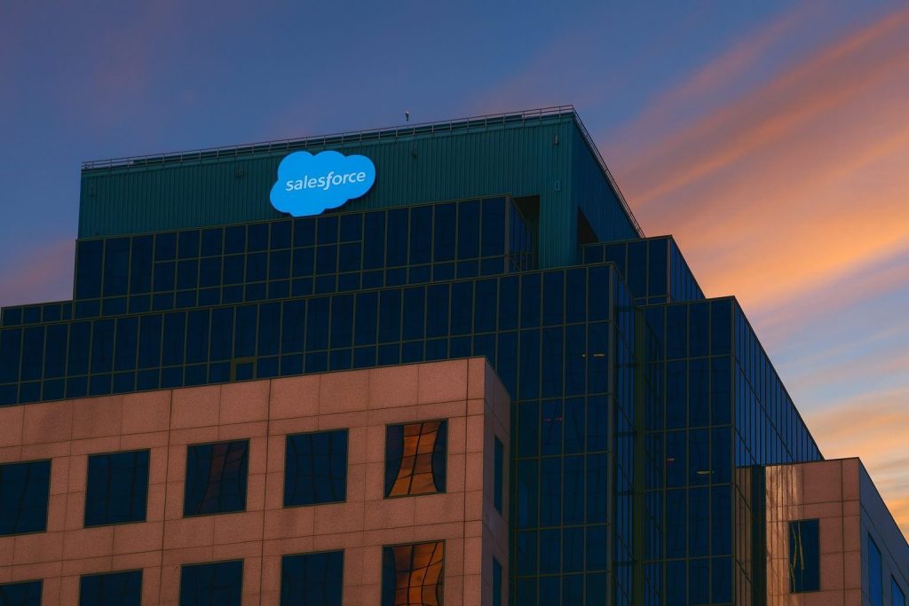 Salesforce (CRM) After-Hours on December 11, 2025: AI Contracts, Price Hikes and Analyst Targets to Watch Before the December 12 Open