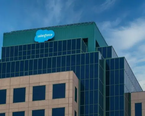 Salesforce (CRM) Stock: What Investors Need to Know Before the Market Opens on December 8, 2025