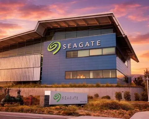 Seagate Technology Holdings PLC (STX) Stock News, Forecasts and Analyst Targets on Dec. 17, 2025