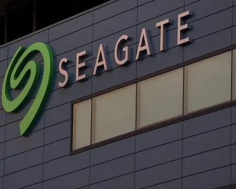 Seagate Technology (STX) Stock Surges 220% in 2025 as Citi Lifts Target to $320 – Is There Still Upside?
