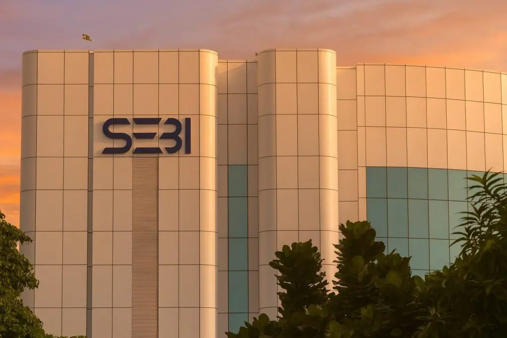 SEBI’s ₹546-Crore Crackdown on Finfluencer Avadhut Sathe: Inside the Order, the Academy’s Defence, and What Comes Next for Investors