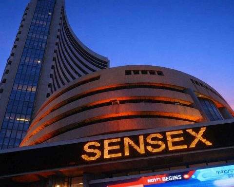 Sensex, Nifty Fall Again Today as Oil Holds Above $100 and HSBC Cuts India to Underweight