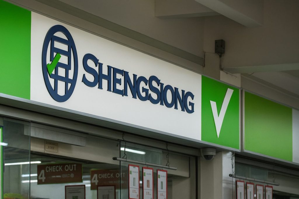 Sheng Siong Group Ltd Stock (SGX:OV8): Latest News, Analyst Forecasts, Price Targets and Outlook as of 12 Dec 2025