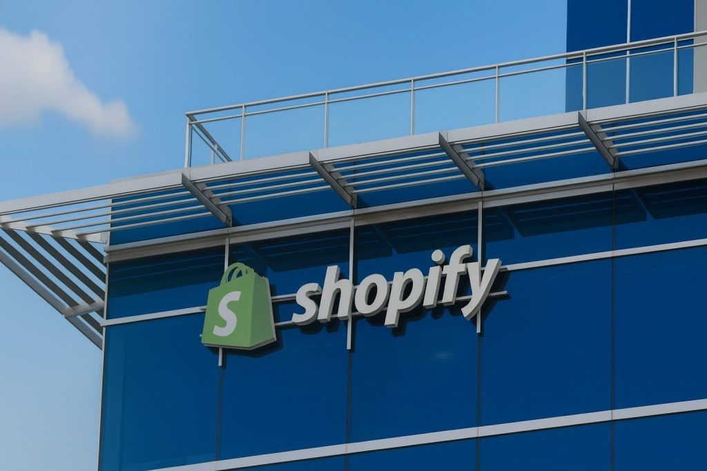 Shopify Stock (SHOP) Today: UBS Sees 15–20% Growth Potential as Temu App and AI Upgrades Shape the 2026 Outlook