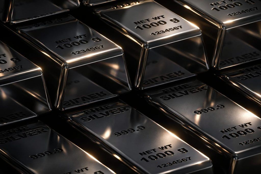 Silver Price Today at 4:49 PM ET (19 Dec 2025): XAG/USD Near $67 as Record Rally Extends on Rate-Cut Bets and Tight Supply