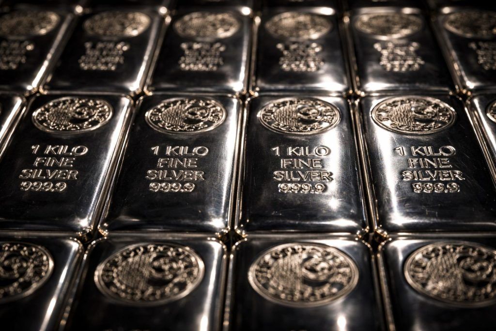 Silver Price Today (Dec. 20, 2025): XAG/USD Near Record Highs Around $67 as Supply Tightness and Fed Cut Bets Drive 2026 Forecasts