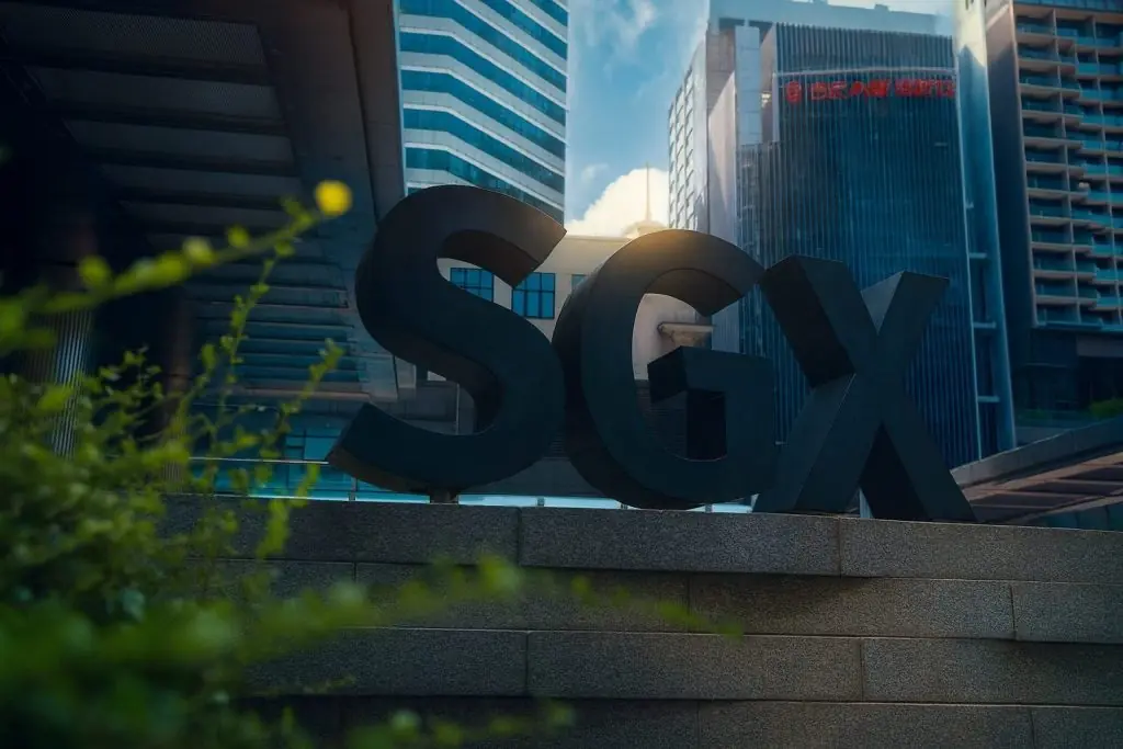 Singapore Stock Market Today: STI Snaps Six-Day Rally, Slides 0.4% on US Slowdown Fears (4 December 2025)