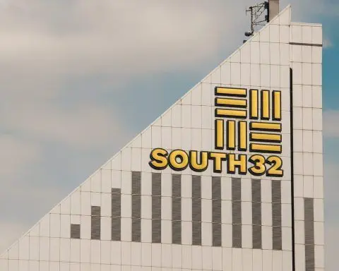South32 Ltd (ASX: S32) Stock: Buyback Shrinks Share Count, Hermosa Water Probe Grabs Headlines, and What to Watch This Week (Updated 14 Dec 2025)