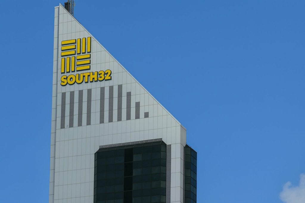 South32 Ltd Stock (ASX:S32) on 12 December 2025: Share Buyback Updates, Cerro Matoso Exit, and What Analysts Forecast for 2026