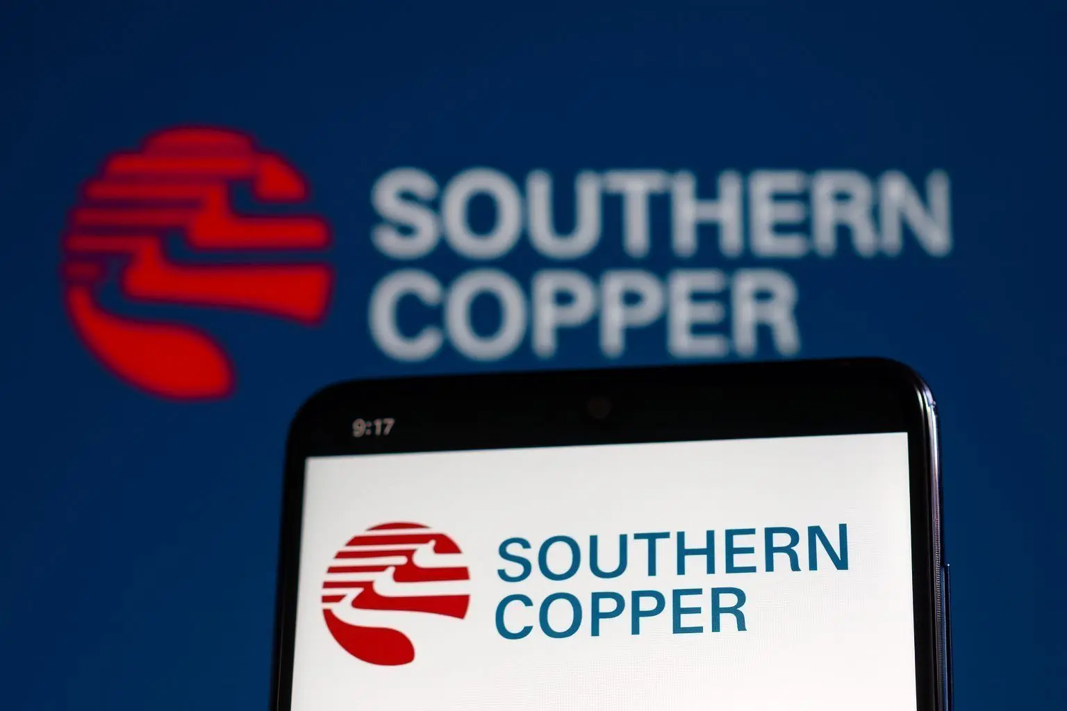 Southern Copper (SCCO) Stock This Week: Record-High Copper, Analyst Targets, and the Week-Ahead Setup (Updated Dec. 12, 2025)