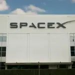 SpaceX vise une introduction en bourse fin 2026 alors qu&rsquo;une vente secondaire d&rsquo;actions pourrait valoriser l&rsquo;entreprise jusqu&rsquo;à 800 milliards de dollars