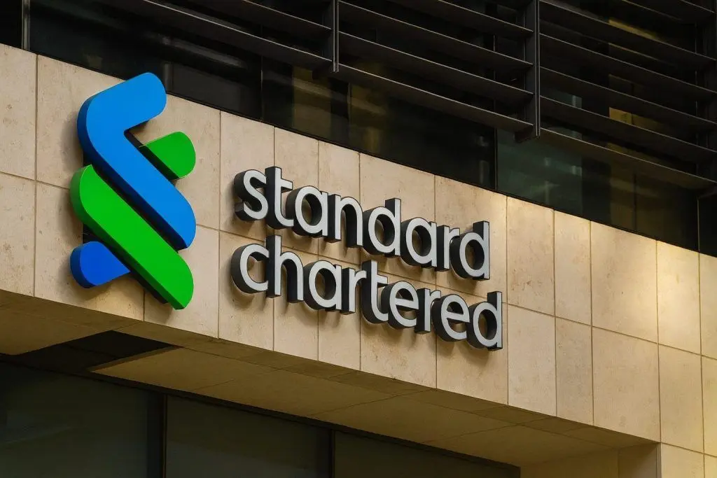 Standard Chartered PLC (LON: STAN) at 52‑Week High: Buyback Momentum, Digital Assets Push and 2026 Outlook