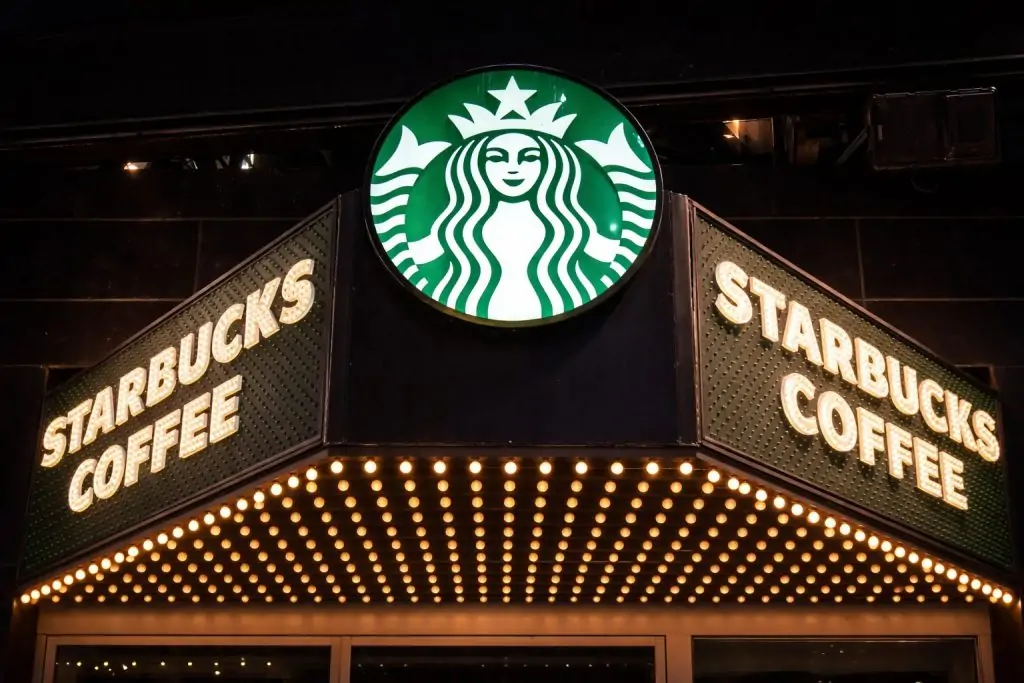 Starbucks Stock (NASDAQ: SBUX) Weekend Update: CEO Turnaround Headlines, Labor Risk, and What to Watch Before Monday’s Open