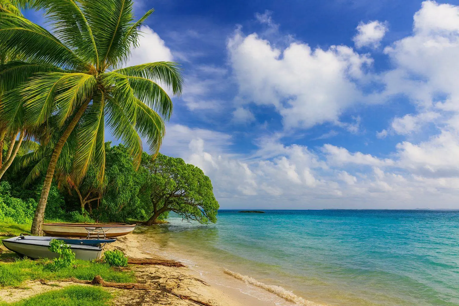 Starlink in Kiribati: 2025 Update on Coverage, Costs and the New Community Gateway