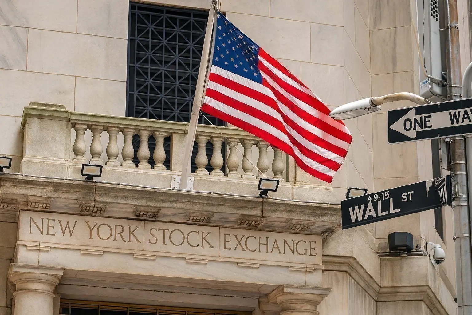 Stock Market Closes Lower on 08.12.2025: Key Movers and Global Trends to Watch on 09.12.2025