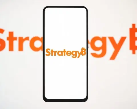 Strategy Inc (MSTR) Stock Plunges as Bitcoin Slides and $1.44 Billion Cash Reserve Splits Opinion – Latest News, Forecasts and Analysis (2 December 2025)