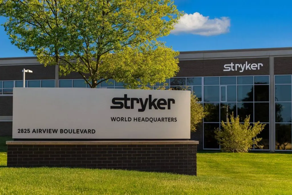 Stryker (SYK) Stock This Week: Dividend Hike, New COO, FDA Recall Watchlist — Outlook for the Week Ahead (Updated Dec. 12, 2025)