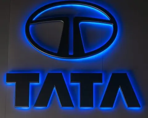 Tata Motors Stock Today (10 December 2025): PV Near 52-Week Lows, CV Near Highs as JLR Shock Meets EV Growth