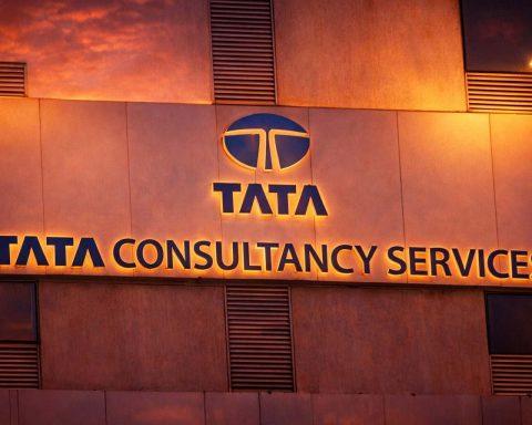 TCS share price holds up on ex-dividend day — what to watch when India markets reopen