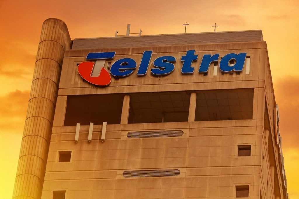 Telstra Group Limited (ASX:TLS) Stock After the Bell (12 Dec 2025): Share Price, Buyback Update, Analyst Forecasts, and What to Watch Before the Next Open