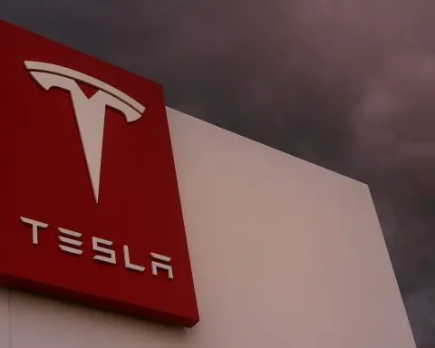 Tesla Stock Jumps on Robotics Push and China Rebound as UK Sales Slump: TSLA Outlook for 2025–2030 (December 4, 2025)