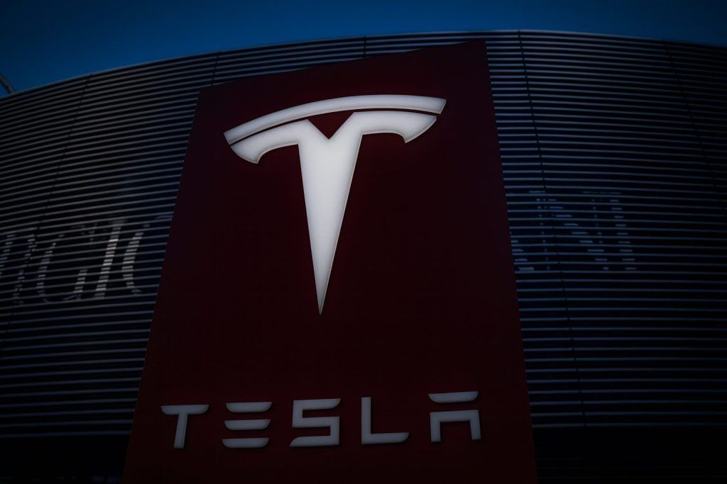 Tesla Stock (TSLA) News on Dec. 14, 2025: Robotaxi “Three-Week” Countdown Collides With Slowing Sales—What Analysts Forecast Next